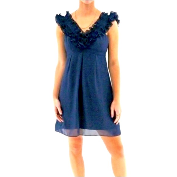 Lilly Pulitzer Amber Navy Ruffle Neckline Dress Size 2 - Picture 1 of 7